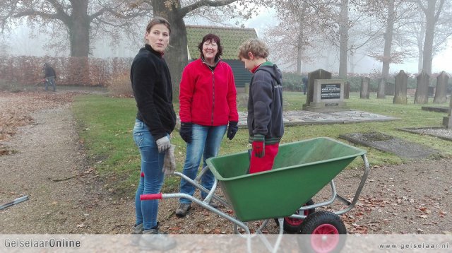 Klussendag kerkhof (zaterdag 26 november 2016)